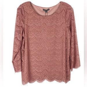 ADRIANNA PAPELL Scalloped Lace Mauve Top
